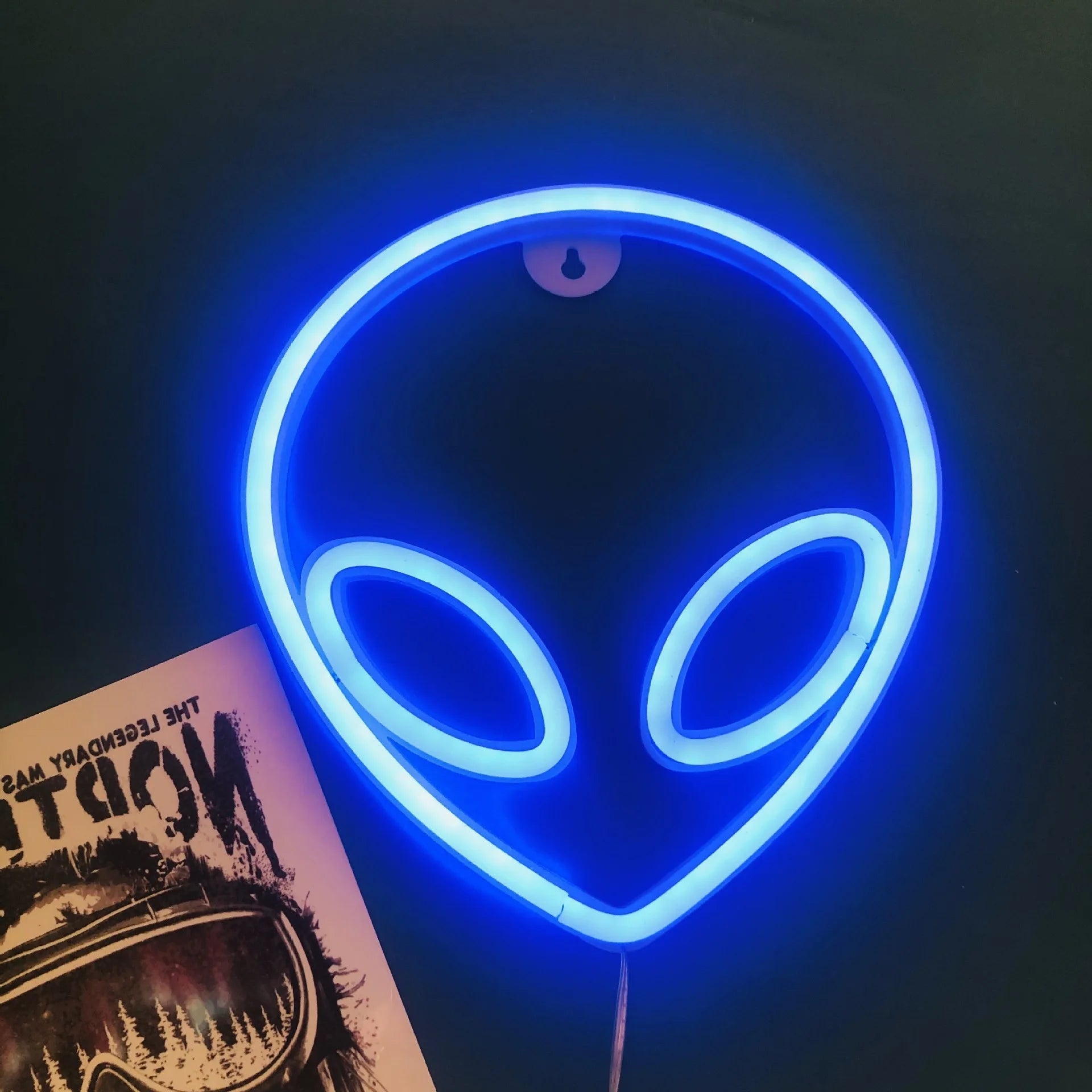 Alien Glow Neon Signs - SmooveGroove