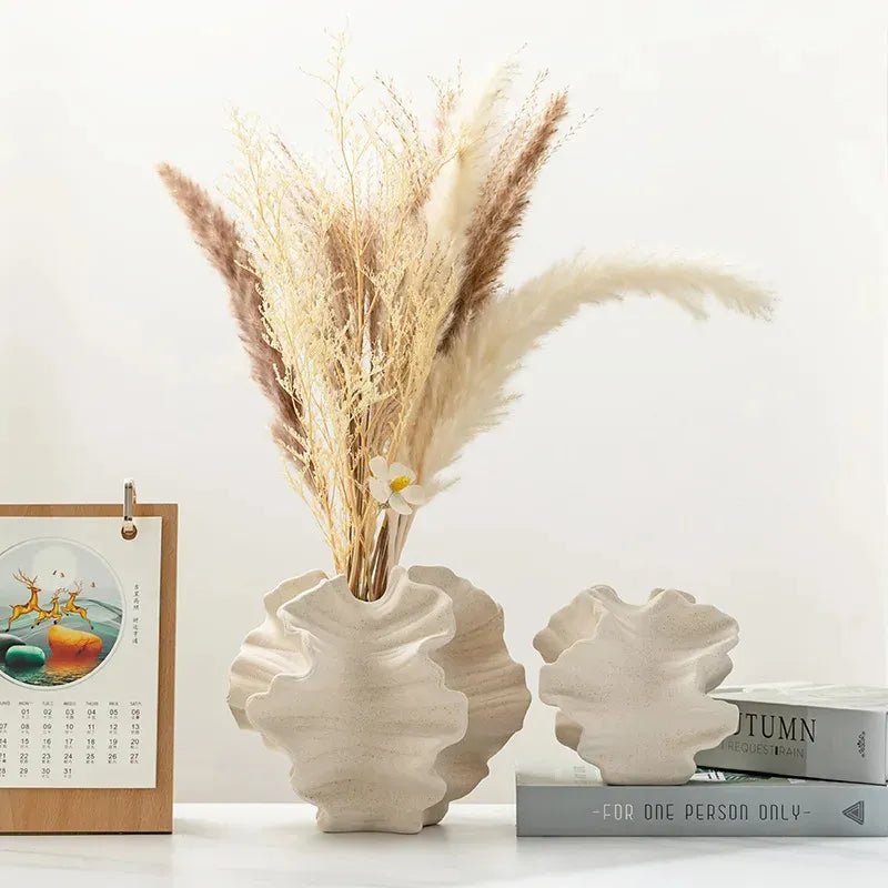 Petal Waves Porcelain Vase - SmooveGroove