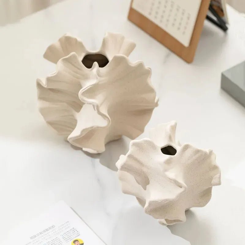 Petal Waves Porcelain Vase - SmooveGroove